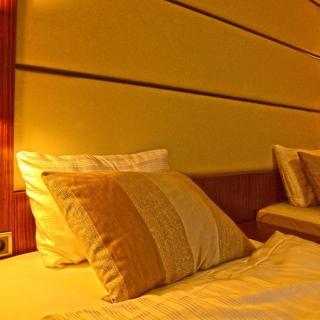 ซาฟา รอยัล มิวเซียม โฮเต็ล Hotel คอนยา ภายนอก รูปภาพ